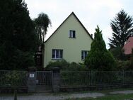 Günstiges, modernisiertes 3,5-Raum-Einfamilienhaus in Schöneiche bei Berlin - Schöneiche (Berlin)