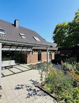 SCHWALMTAL - WALDNIEL ZWEI GENERATIONEN, EIN DACH - ZWEIFAMILIENHAUS MIT ÜBERZEUGENDEM PLATZANGEBOT! - Schwalmtal (Nordrhein-Westfalen)