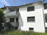 Saniertes Zweifamilienhaus mit großer Maisonette-Wohnung, kleiner Wohnung und Garten - Leutenbach (Baden-Württemberg)