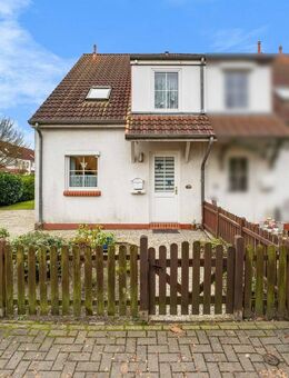 Stuhr - Moordeich I Gepflegtes Reihenendhaus mit schönem Garten I Carport und Pkw-Stellplatz - Stuhr