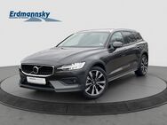 Volvo V60, B5 CC Plus AWD, Jahr 2024 - Celle