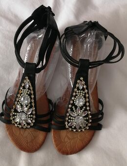 Damen Sandalen Gr. 38 Neuwertig - Traunreut