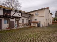 Renovierungsbedürftige Hofreite mit Scheune - Wallertheim