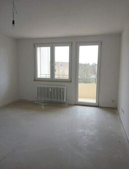 Großzügige 3-Zimmer-Wohnung mit Balkon in Bielefeld-Sennestadt - Bielefeld