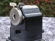 DDR Anspitzer / Bakelit / Anspitzmaschine / Modell 120 / True Vintage - Zeuthen