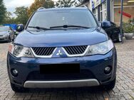 Mitsubishi Outlander 2.2 DI-D Instyle 4WD 07 Sitze - Walpernhain