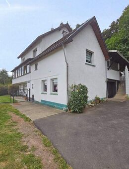Großzügiges Einfamilienhaus mit Einliegerwohnung und Rurseeblick in Simmerath-Woffelsbach - Simmerath