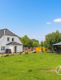 Charmante Doppelhaushälfte mit großem Grundstück - Halenbeck-Rohlsdorf