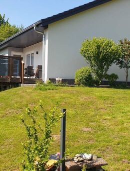 Moderner Bungalow in ländlicher Umgebung. - Güby