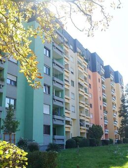 Großzügige 2 Zimmer-Wohnung mit Aufzug, Balkon & Tiefgarage in Top-Lage Nürnberg-Nord, Wetzendorf - Nürnberg