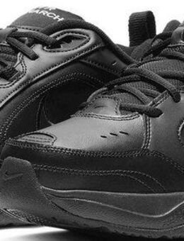 Nike AIR MONARCH IV Trainingsschuh