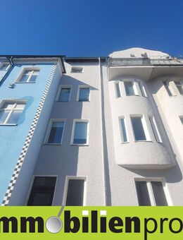 1325 - Hof: 4-Familienhaus unter 900 Euro pro m² Wohnfläche - Hof
