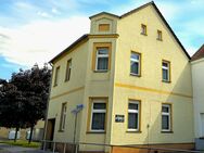 Großes Zweifamilienhaus mit kleinem Garten, Pool und Garage - Barby (Elbe)