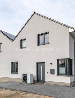 Energieeffizientes ZFH (KfW 55, PVA mit Speicher, Wallbox) - Bedburg