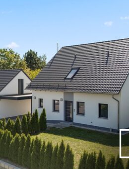 Hochwertiger Neubau! Energieeffizientes Architektenhaus auf großem Grundstück mit Privatsphäre - Hummeltal