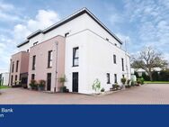 VIERSEN: Neuwertige Erdgeschosswohnung mit Terrasse und Garage - Viersen