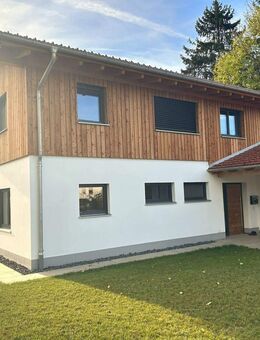 Elegantes EFH in traumhafter Lage - Jengen