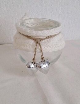 Teelichthalter Glas Höhe 11cm Öffnung 8cm Windlicht 2 Herzen in Silber mit Wolle - Essen