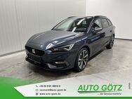 Seat Leon, SP FR e-TEC VZE Digi elektr Heckkl BlindSpot vo hi LichtAssist SpurAssist Connect Sunset 4xEFH Ladeboden Armlehne Metallic, Jahr 2022 - Beilngries