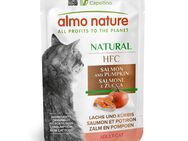 5 + 1 gratis! 6 x 55 g Almo Nature HFC Natural Pouch - Lachs und Kürbis