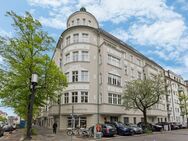 Schöne Wohnung, Dachgeschoss, Fahrstuhl, Tiefgarage, Terrasse und Dachterrasse, neuwertig - Berlin