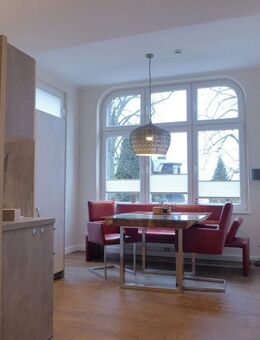 Topsanierte und hochwertige Eigentums-/Ferienwohnung mit Balkon in strandnaher und zentraler Lage im schönen Seebad Bansin - Heringsdorf (Mecklenburg-Vorpommern)