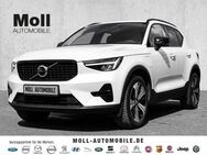 Volvo XC40 Plus Dark Recharge Plug-In Hybrid 2WD T5 Twin Engine EU6d StandHZG Navi digitales Cockpit - Aachen