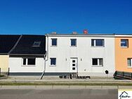 BePe- Immobilien -  teilsaniertes, solides Reihenmittelhaus zu verkaufen ( Anklam, Pelsin, Peene, Usedom, Ostsee ) - Anklam Zentrum