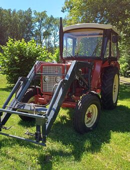 Traktor - INTER HARV IHC - TYP 533 - Hodenhagen