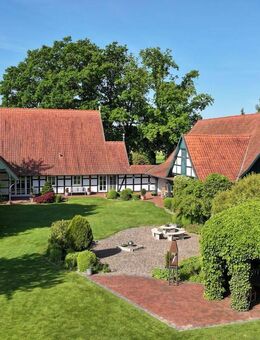 Einzigartiges Landhaus im Fachwerkstil mit parkähnlichem Garten in ruhiger Lage... - Preußisch Oldendorf