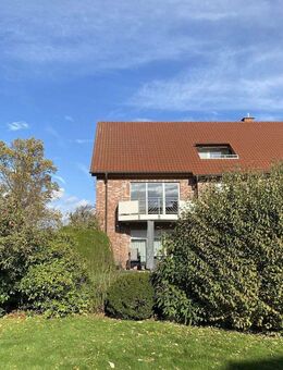Schöne, helle 3 Zimmerwohnung mit großem Wohnzimmer und Balkon, stadtnah - Gütersloh
