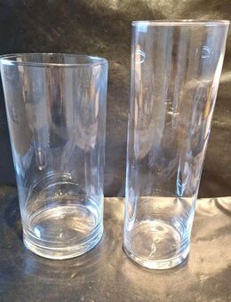 2 Glas Vasen transparent sehr dekorativ Glasvase Als Set zusammen Vasen 30cm - Essen