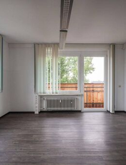 Großzügige Wohnung in Vilsbiburg (auch als Bürofläche nutzbar) - Vilsbiburg