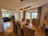 Gützingen: Großzügige, helle Erdgeschoss-Wohnung mit Balkon und Garage in ländlicher Lage! - Bütthard