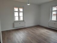 NEU SANIERT 3-Raum -Wohnung mit Wohnküche mit ca. 70qm - Rossau