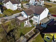 Attraktives 2-Familienhaus mit 2 Garagen und traumhaften Garten - Ihr neues Zuhause wartet ! - Mainburg