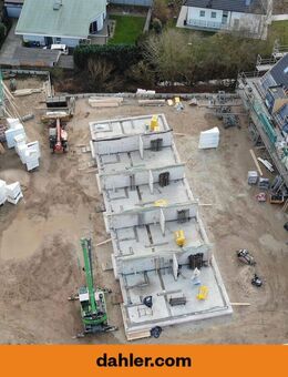 Neubau: Wohnanlage mit drei Reihenhauszeilen und insgesamt 14 Wohneinheiten in Trittau - Trittau