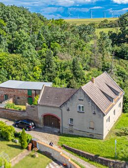 Verwunschenes Haus mit Scheune und grüner Oase - Aschersleben