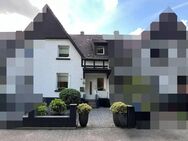 Modernisiertes Reihenmittelhaus mit pflegeleichtem Garten und Garage in ruhiger Wohnlage! - Gelsenkirchen