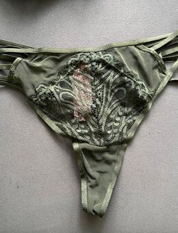 Hunkemöller Dessous sexy String Tanga Größe M Grün - Stuttgart