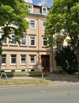 *Schöne helle 3-Raumdachgeschosswohnung mit großem Balkon* - Riesa