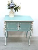 Konsolentisch Anrichte mit Türfach, Vollholz, Chippendale Barock Stil, in Mint Weiß Gold, handbemalt in 53489