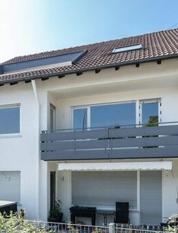 Große 3,5-Zimmer-Wohnung mit Balkon in gepflegter Anlage - ruhig & zentral in Pfuhl - Neu Ulm
