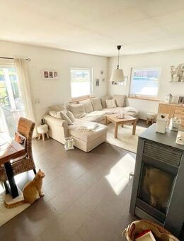 Zwei Häuser - ein Preis: Mehrgenerationen-Paradies: Holzbungalow & Siedlungshaus bei Ratzeburg - Ziethen (Schleswig-Holstein)