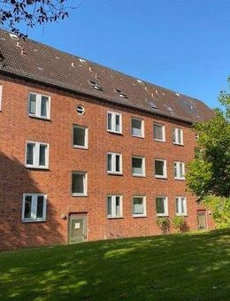 Modernisierte Wohnung zu Mitte April 2026 zu vermieten ! - Kiel