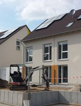 attraktive Doppelhaushälfte in Neumarkt, schöne ruhige Lage, gute Häuser sind von Klebl-Hausbau - Neumarkt (Oberpfalz)