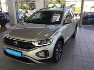 VW T-Roc, 1.5 TSI Move DIGI, Jahr 2023 - Hamm