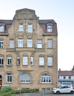 Mehrfamilienhaus mit 21 Zimmer und guter Rendite in zentraler Lage von Bruchsal - Bruchsal