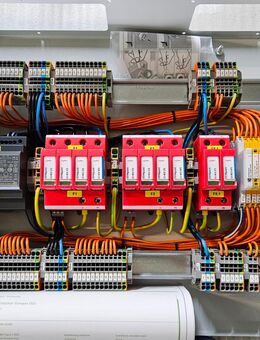 🔧 Zuverlässiger Elektriker – Hilfe rund ums Haus zu fairen Preisen! 🔌 - Stuttgart