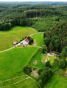 Bauernhaus/Bauernhof kaufen im Allgäu, absolute Alleinlage mit ca. 11 Hektar Wiesen für Mensch & Tier - Breitenbrunn (Regierungsbezirk Schwaben)